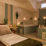 Lesni Lazne Hotel